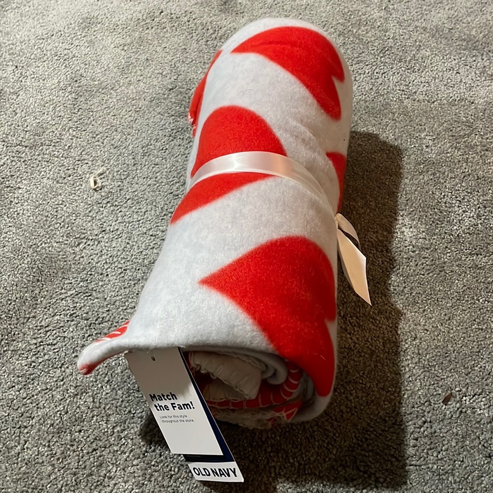 Old navy blanket